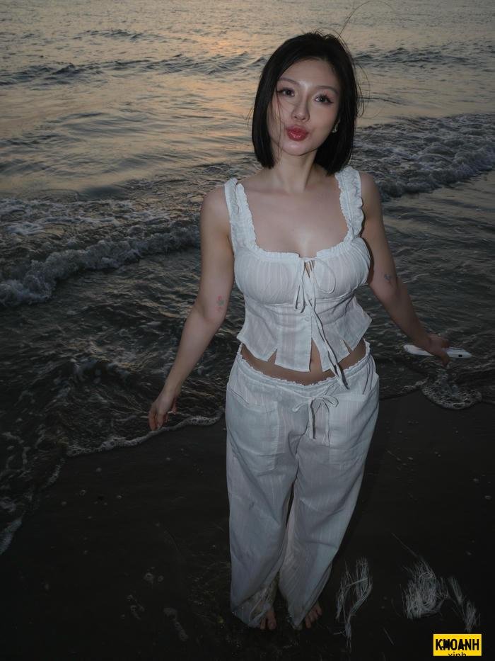 ảnh gái xinh 18 cá tính