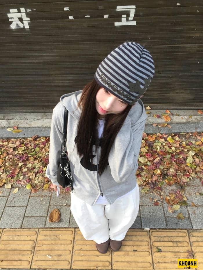 ảnh gái xinh 18 năng động