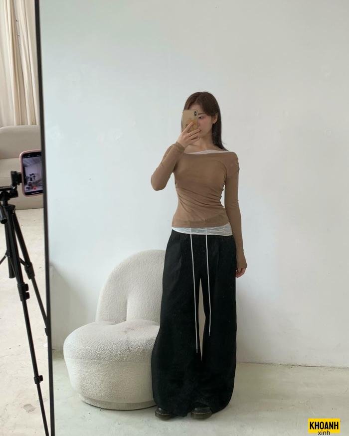 ảnh gái xinh chụp ảnh trước gương nét