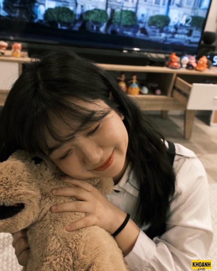 ảnh hot girl 2k3 tóc ngang vai nét