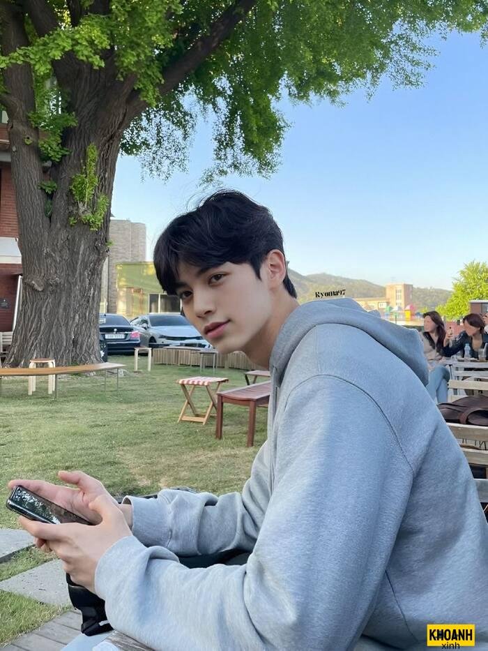 ảnh mạng trai đẹp cuốn hút vibe korea