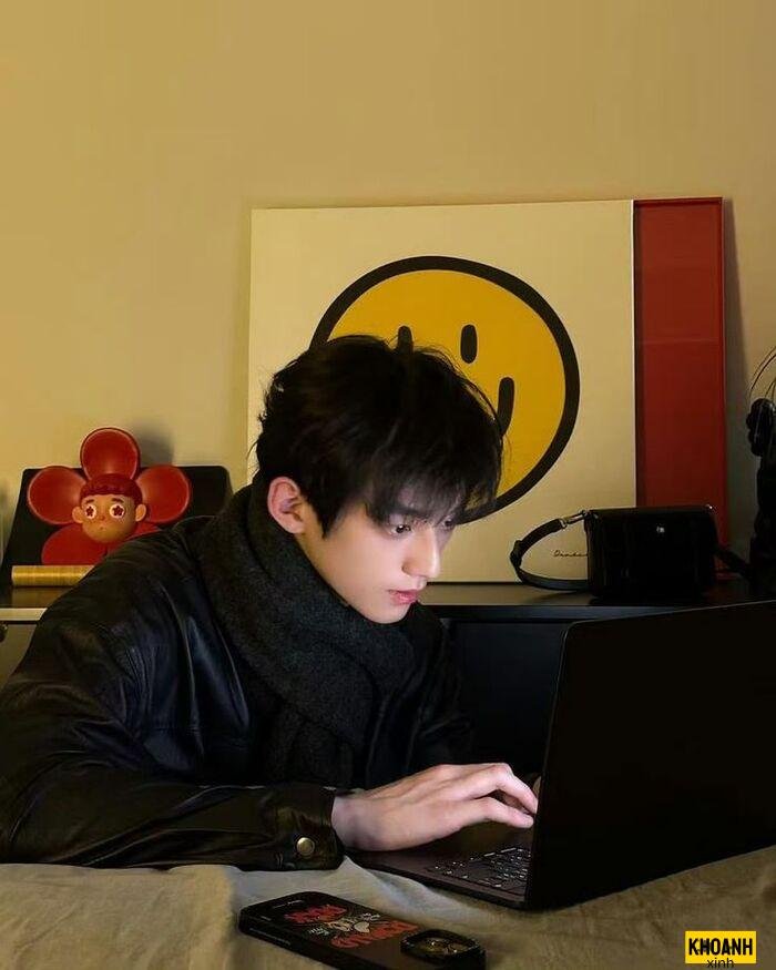 ảnh mạng trai đẹp góc nghiêng