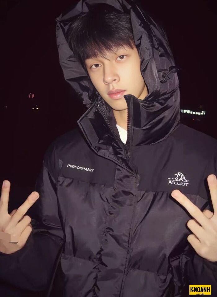 ảnh trai đẹp 2k7 phong cách học sinh