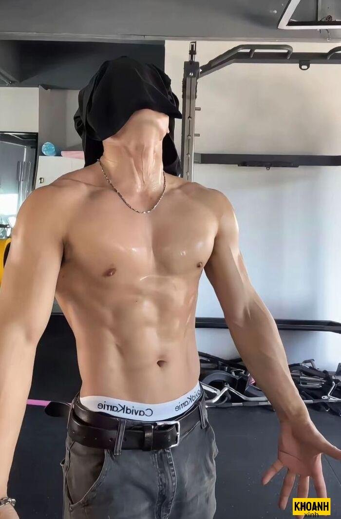 ảnh trai đẹp 6 múi phong trần