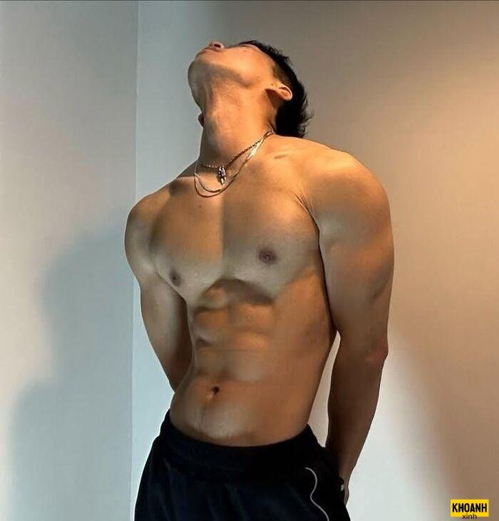 ảnh trai đẹp 6 múi tối giản