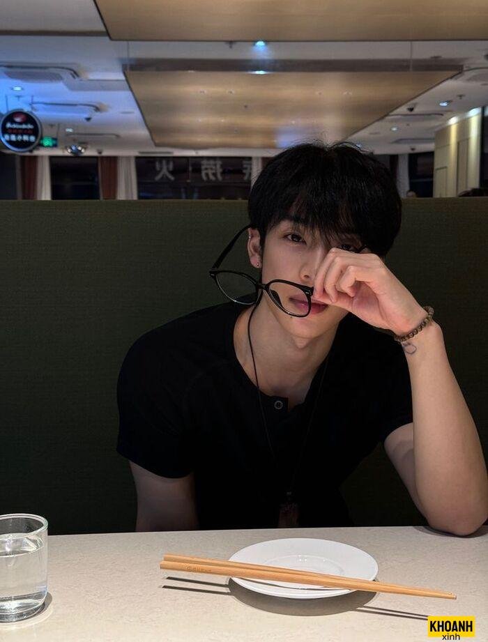 ảnh trai đẹp Trung Quốc nghệ thuật