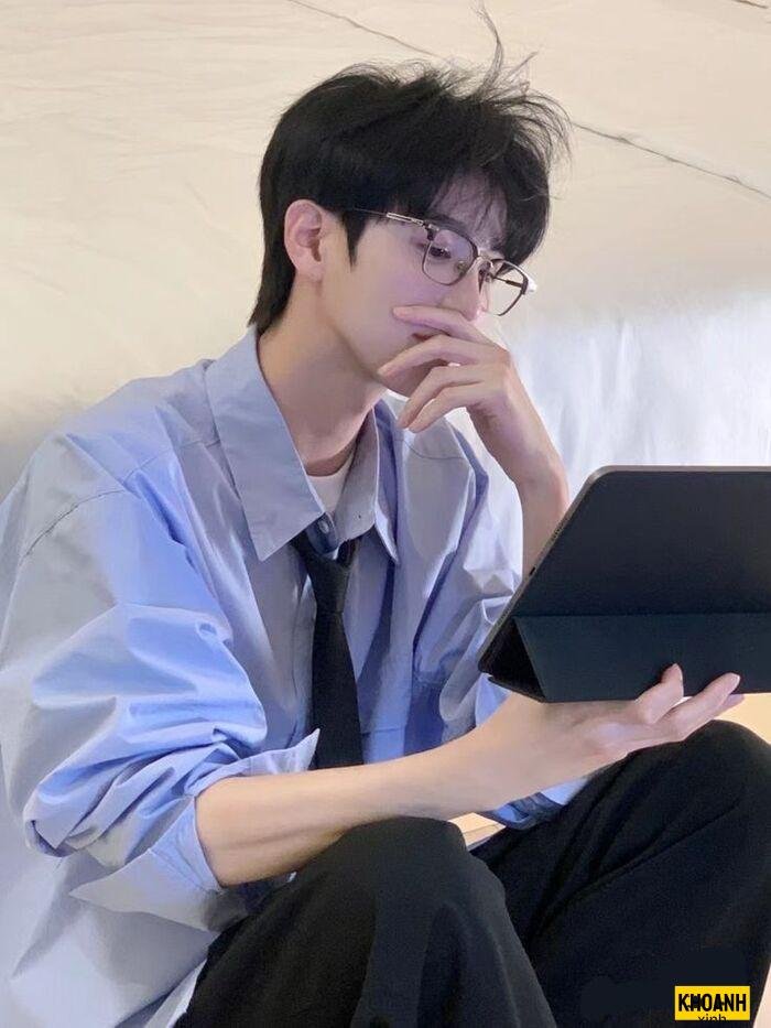 ảnh trai đẹp đeo kính chất 3k