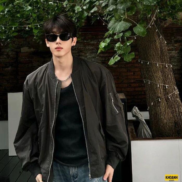 ảnh trai đẹp đeo kính hd full