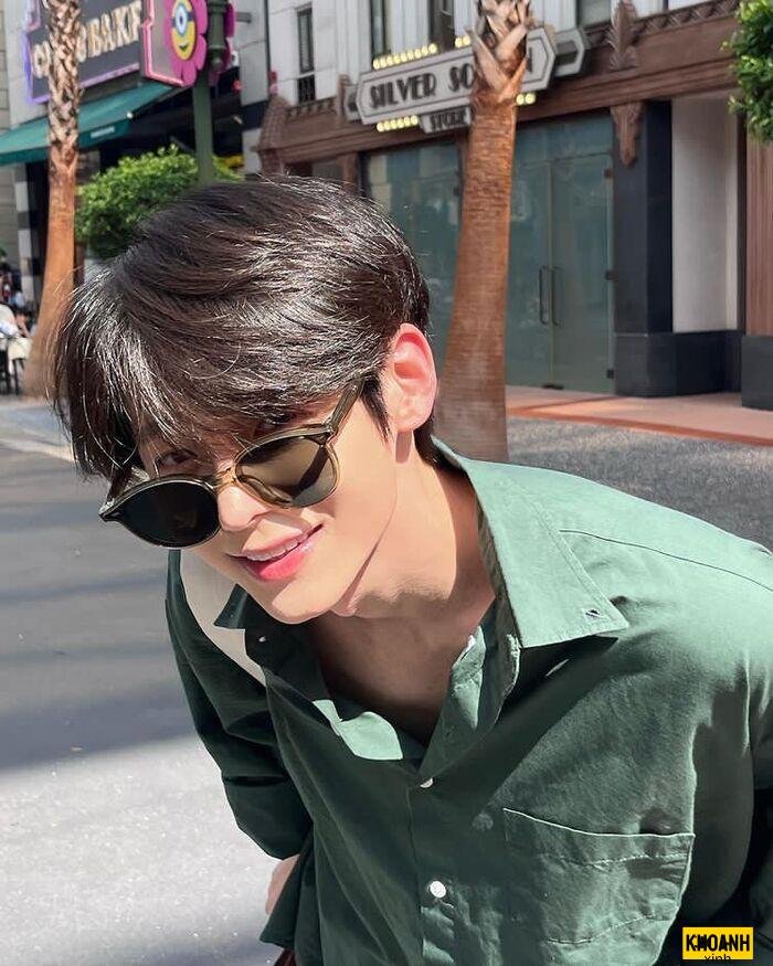 ảnh trai đẹp đeo kính hd