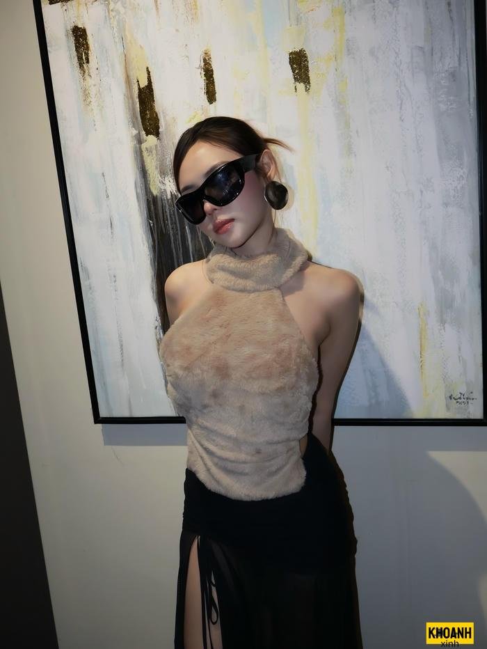 chân dung gái xinh đeo kính hd