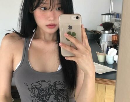 100+ ảnh gái xinh học sinh trong tà áo dài trắng tinh khôi