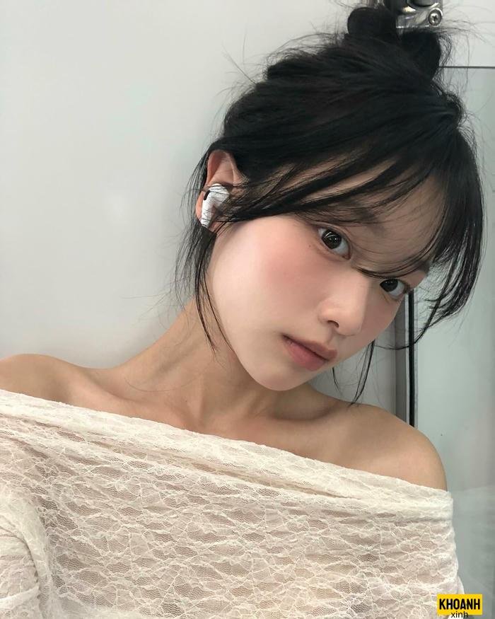 hình ảnh cô gái xinh đẹp trong trẻo hd