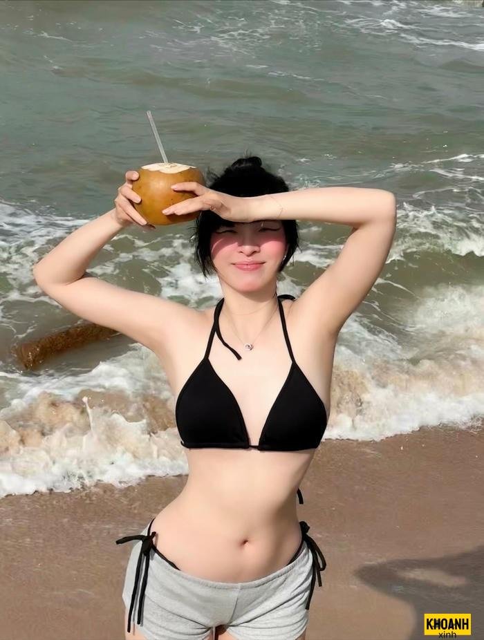 hình ảnh gái xinh mặc bikini lôi cuốn hd