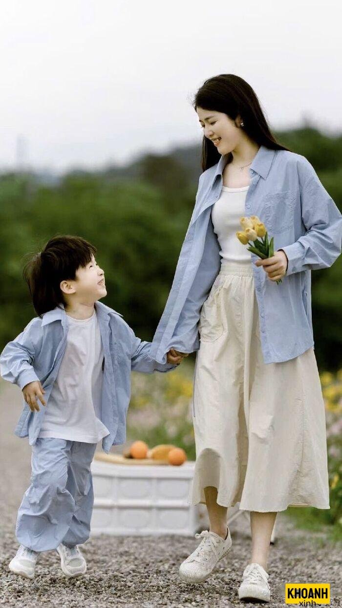hình ảnh mẹ và con trai đẹp 3d full
