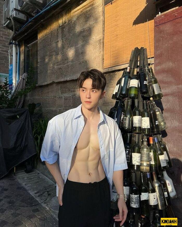 hình ảnh trai đẹp 6 múi Việt Nam khỏe khoắn