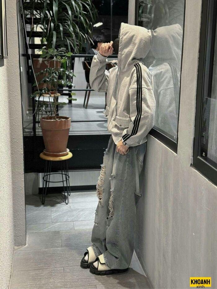 hình ảnh trai đẹp giấu mặt ngoài trời