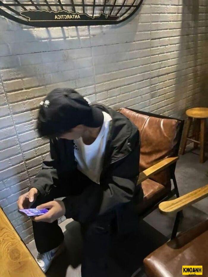 hình ảnh trai đẹp giấu mặt thần thái siêu ngầu