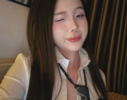 Tổng hợp ảnh nền gái xinh nghệ thuật, đa dạng phong cách