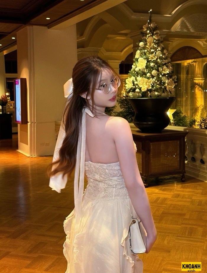 mỹ nhân đeo kính cực phẩm