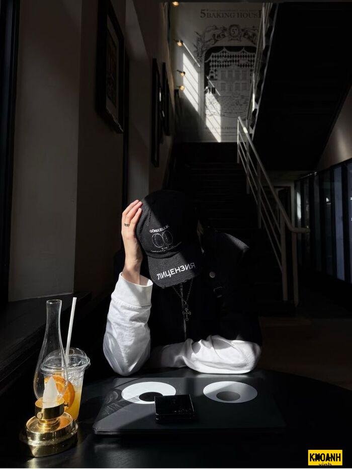 trai đẹp che mặt phong cách đường phố