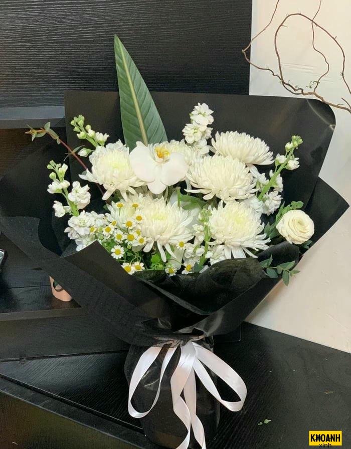 hoa tang le cuc trang