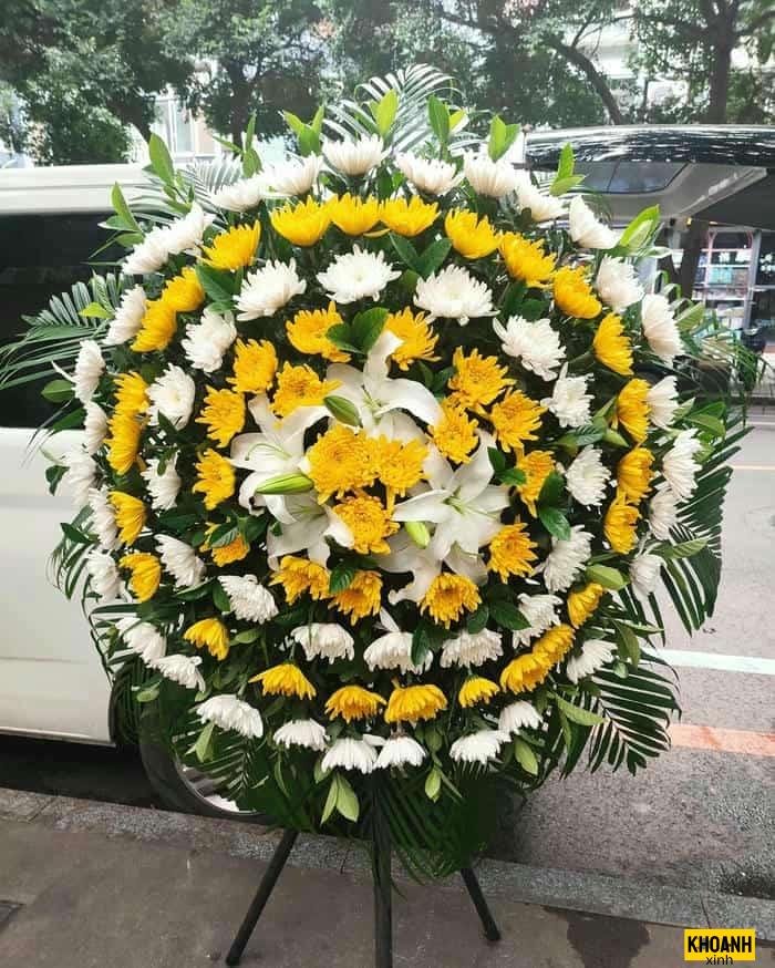kệ hoa tang trang trọng