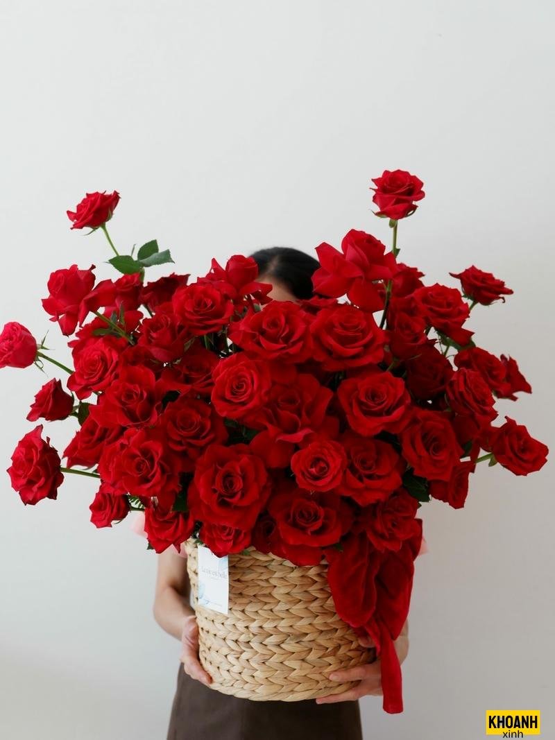 lẵng hoa sinh nhật lớn